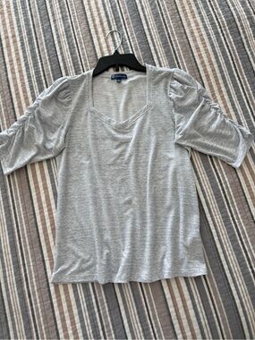 Democracy Light Gray Short-Sleeve V-Neck Top